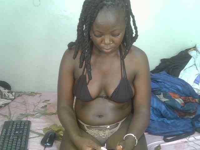 Ebonycherry webcam