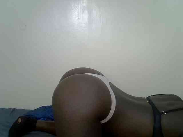 Ebonycherry webcam