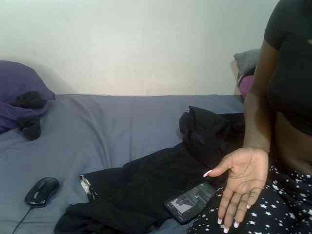 Ebonycherry webcam