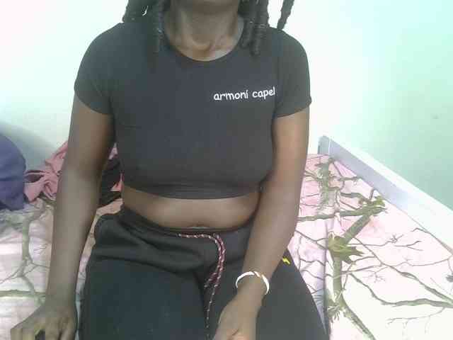 Ebonycherry webcam