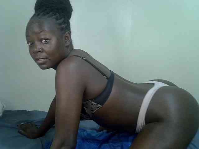 Ebonycherry webcam