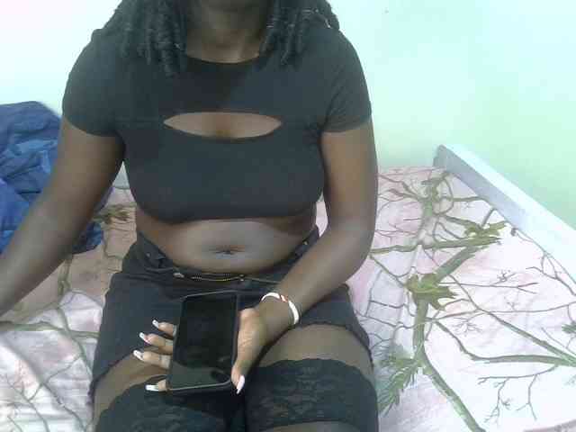Ebonycherry webcam