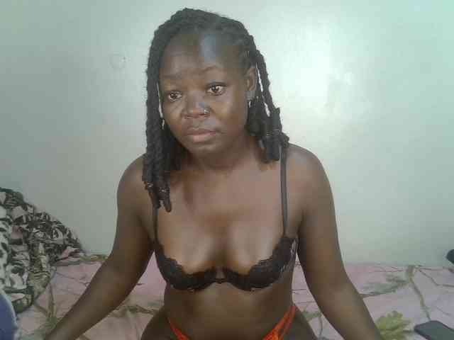 Ebonycherry webcam