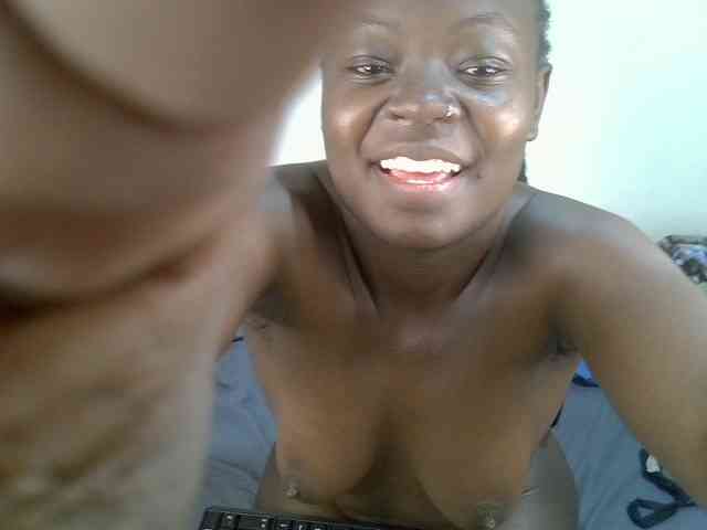 Ebonycherry webcam