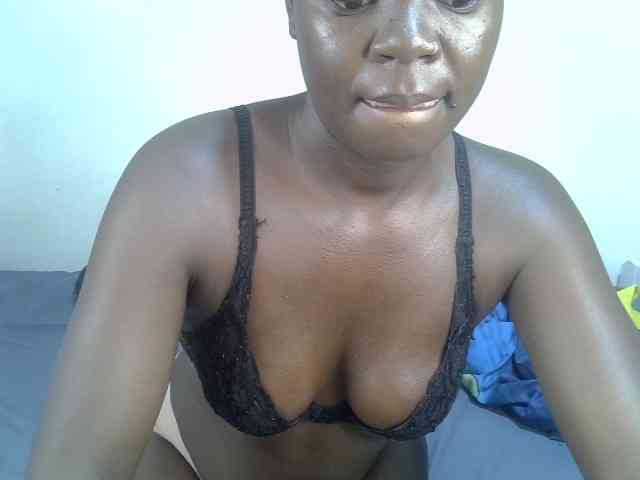 Ebonycherry webcam