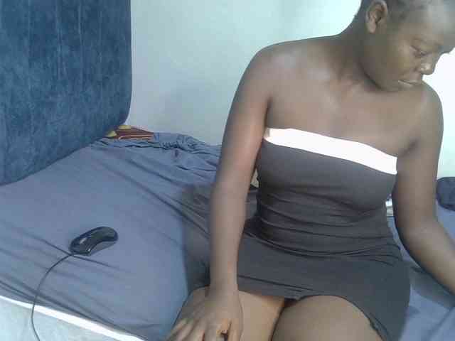 Ebonycherry webcam