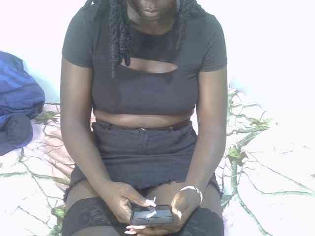 Ebonycherry webcam