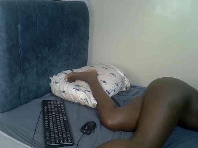 Ebonycherry webcam