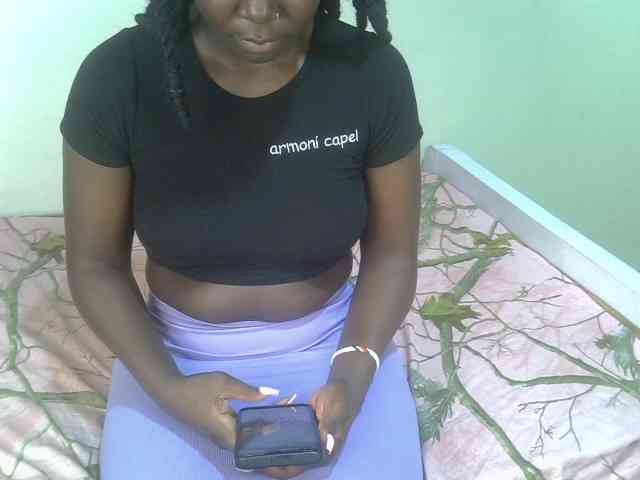 Ebonycherry webcam