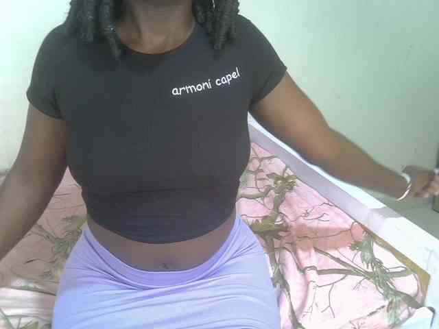 Ebonycherry webcam