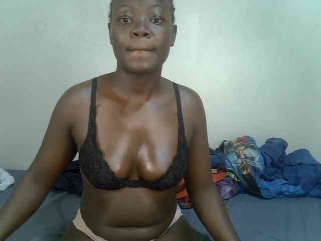 Ebonycherry webcam