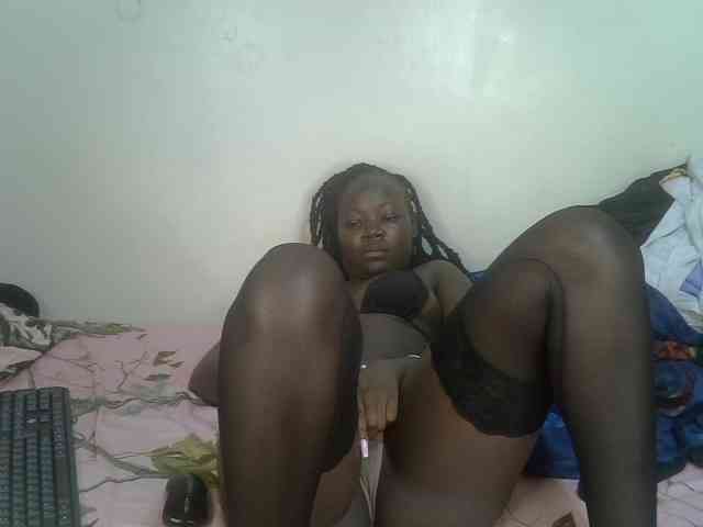 Ebonycherry webcam