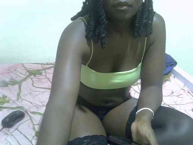 Ebonycherry webcam