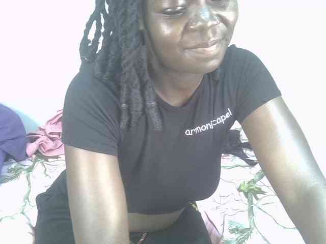 Ebonycherry webcam