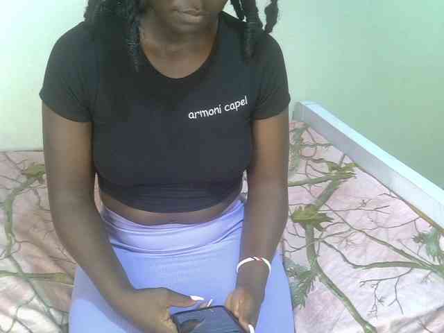 Ebonycherry webcam