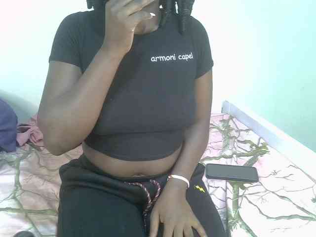 Ebonycherry webcam