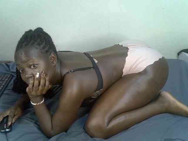 Ebonycherry webcam