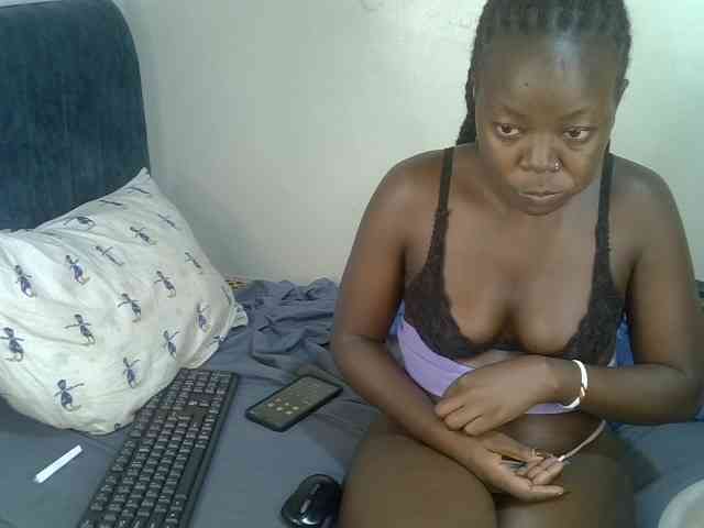 Ebonycherry webcam