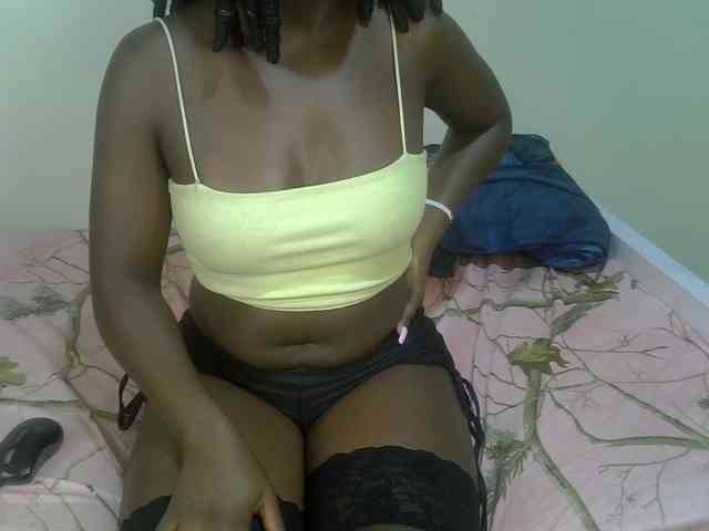 Ebonycherry webcam