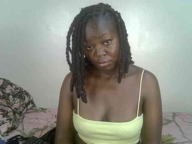 Ebonycherry webcam