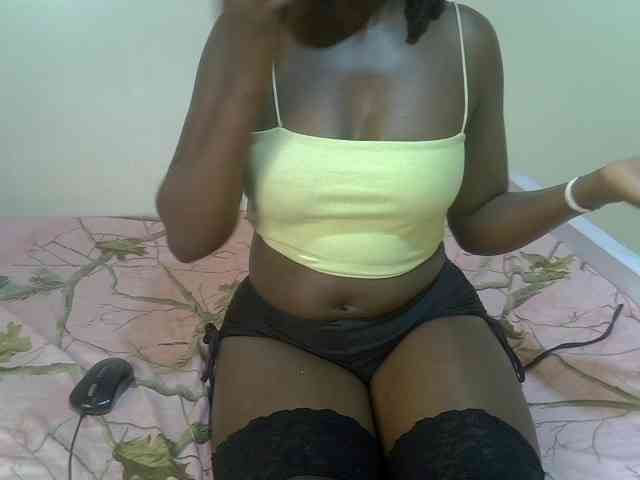 Ebonycherry webcam
