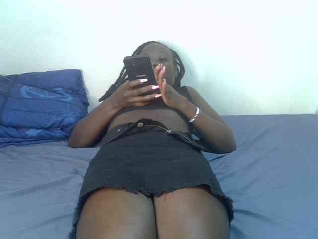 Ebonycherry webcam