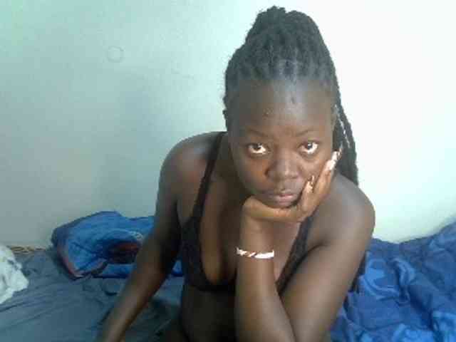 Ebonycherry Ebonycherry
