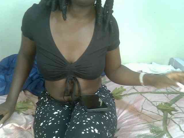 Ebonycherry webcam