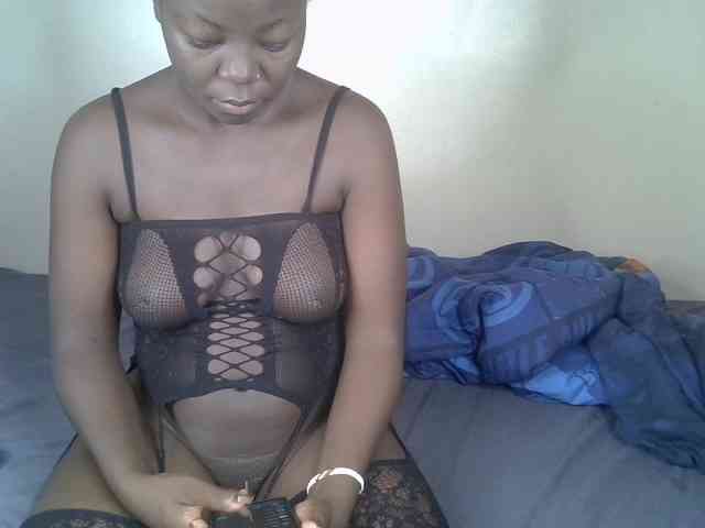 Ebonycherry webcam