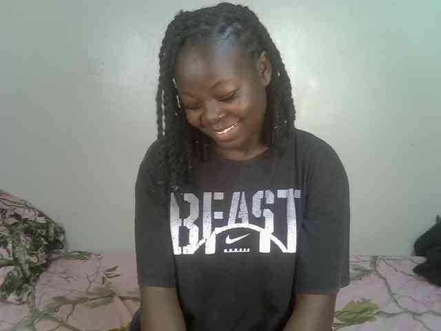 Ebonycherry webcam