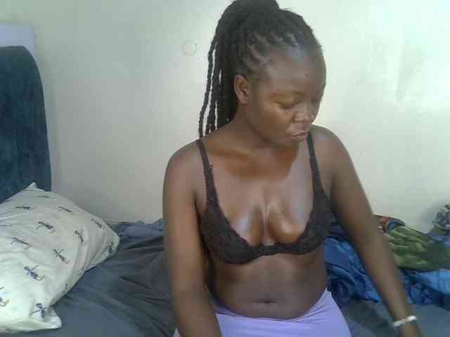 Ebonycherry webcam