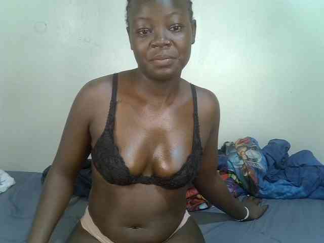 Ebonycherry webcam