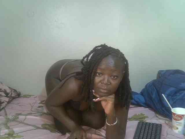 Ebonycherry webcam