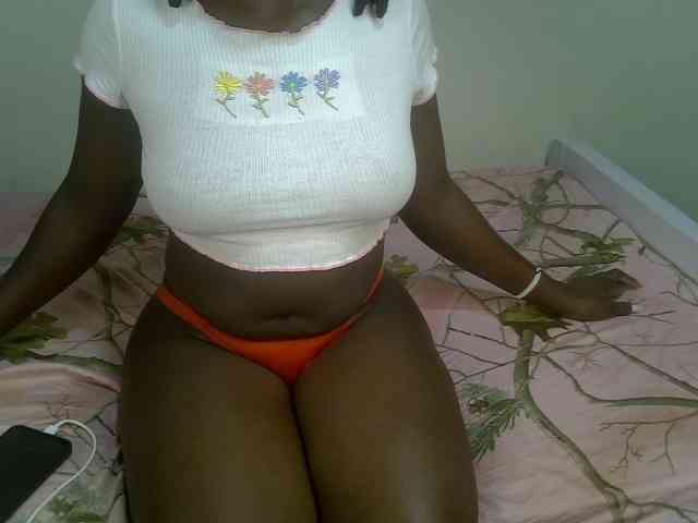 Ebonycherry webcam