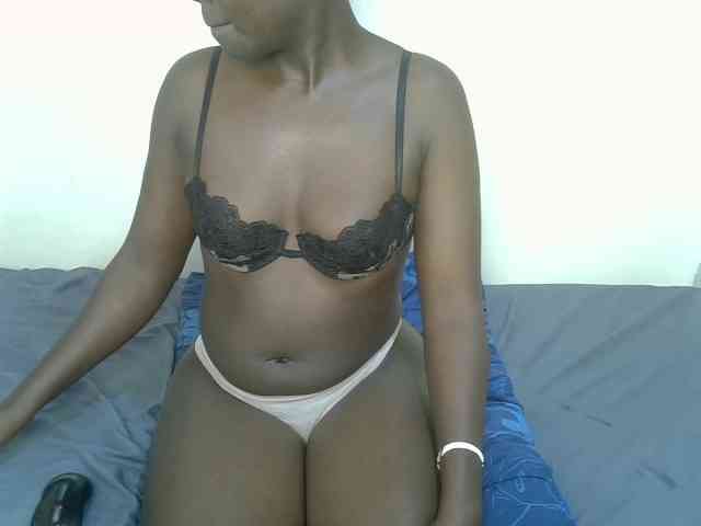 Ebonycherry webcam