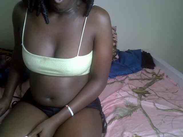 Ebonycherry webcam