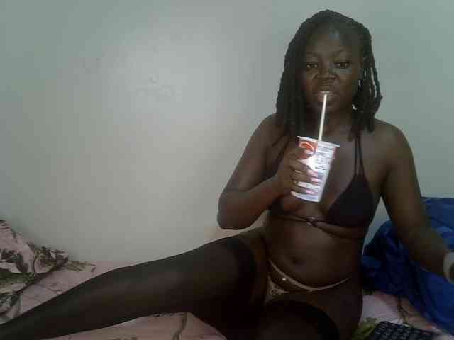 Ebonycherry webcam