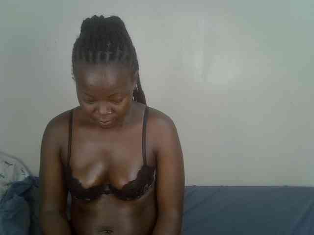Ebonycherry webcam