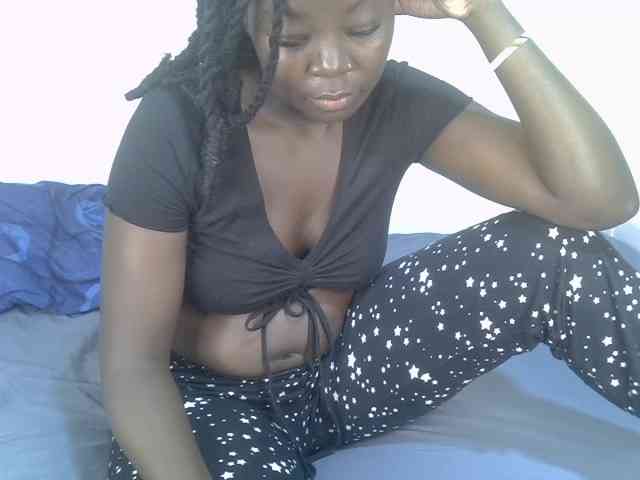 Ebonycherry webcam