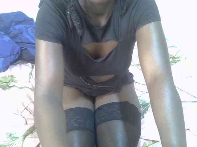 Ebonycherry webcam