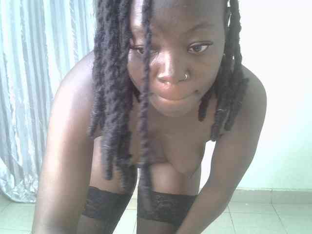 Ebonycherry webcam