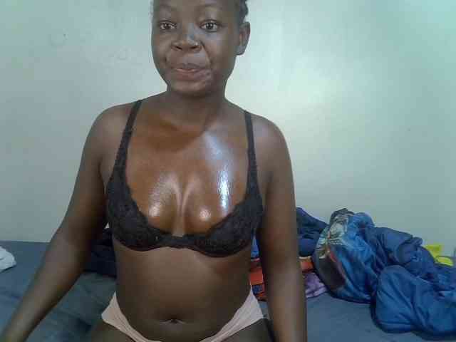 Ebonycherry webcam