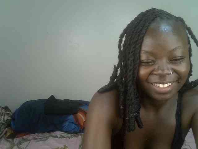 Ebonycherry webcam