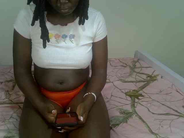 Ebonycherry webcam