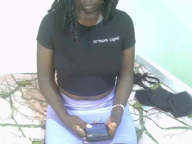 Ebonycherry webcam
