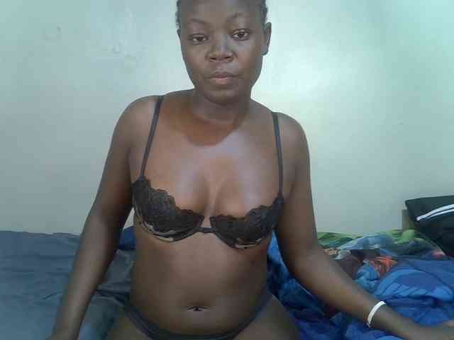 Ebonycherry webcam