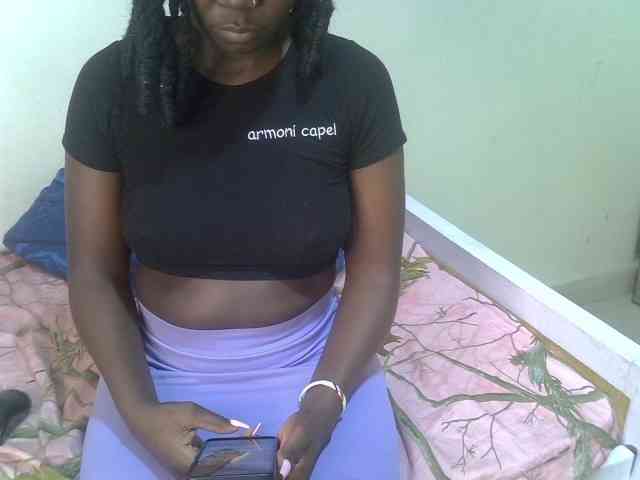 Ebonycherry webcam
