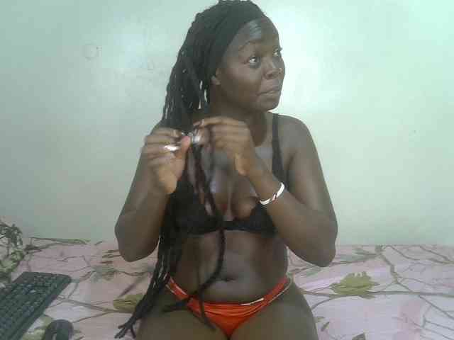 Ebonycherry webcam