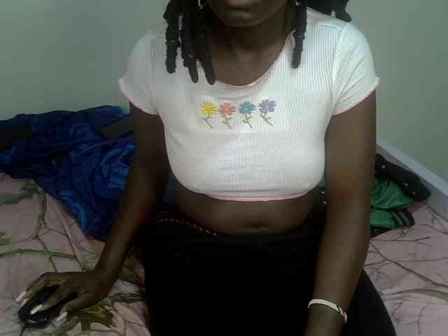 Ebonycherry webcam