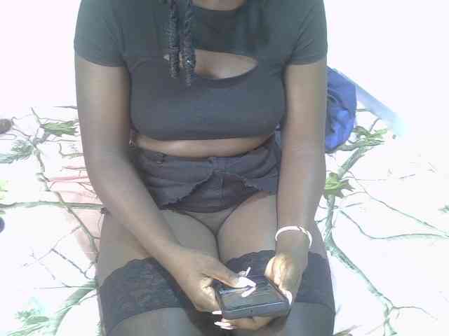 Ebonycherry webcam